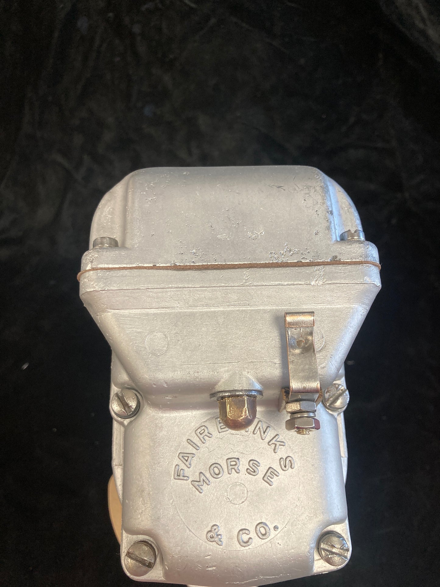 Rebuilt Fairbanks Morse RV2A magneto